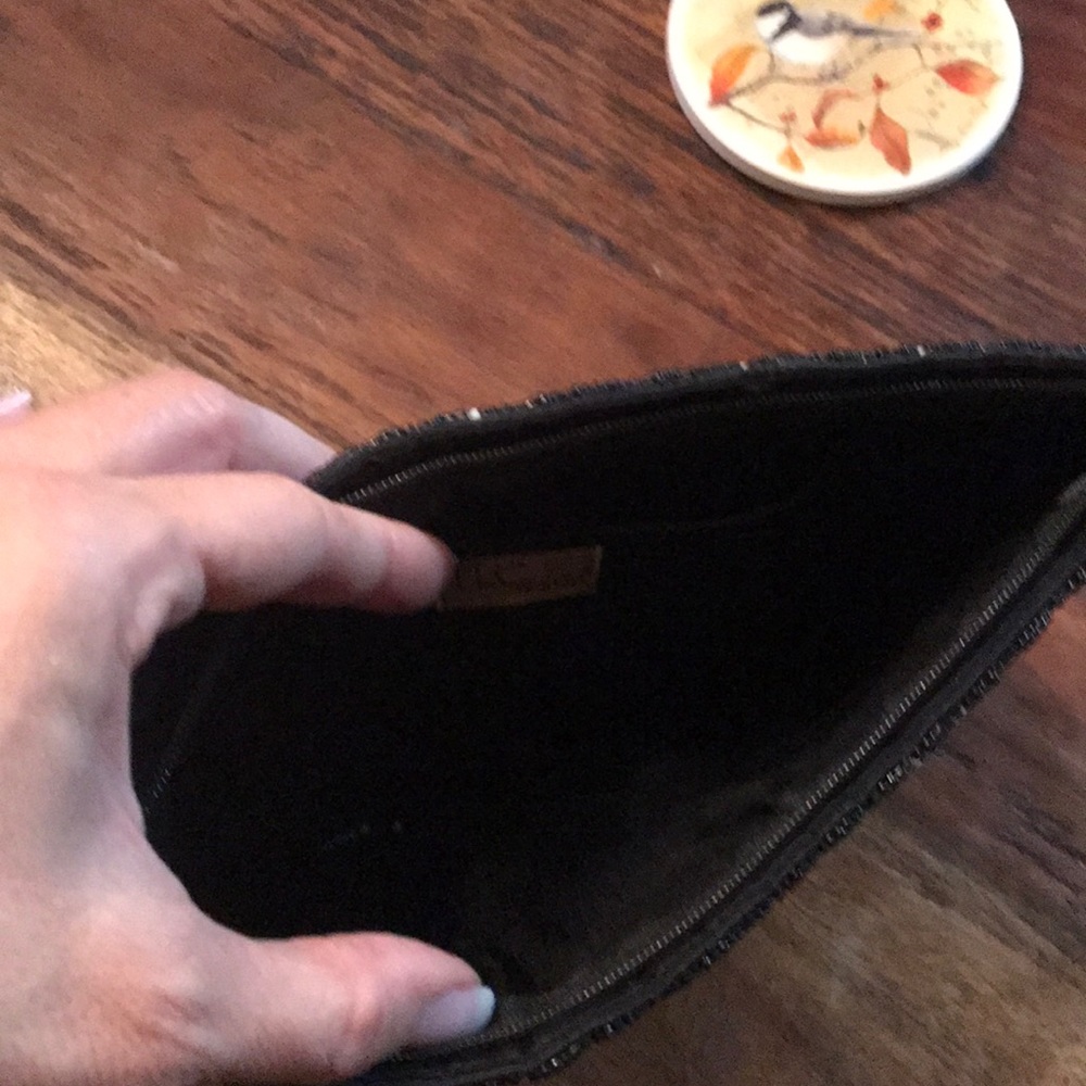 Purse - Picture 2 of 2